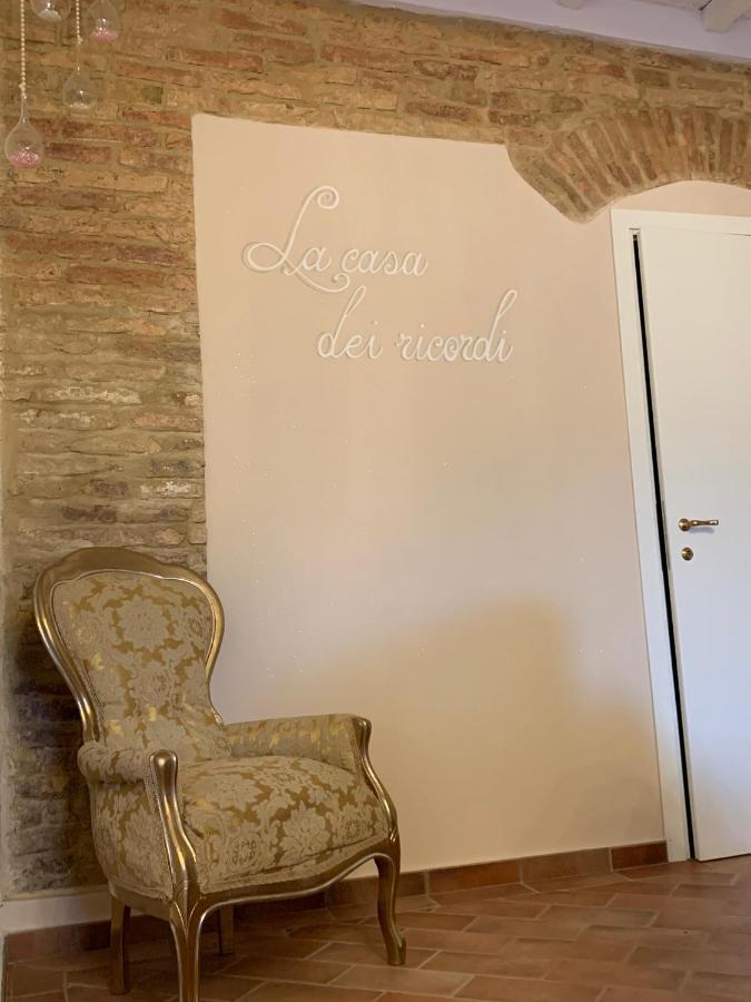 La Casa Dei Ricordi Lägenhet Collesalvetti Exteriör bild